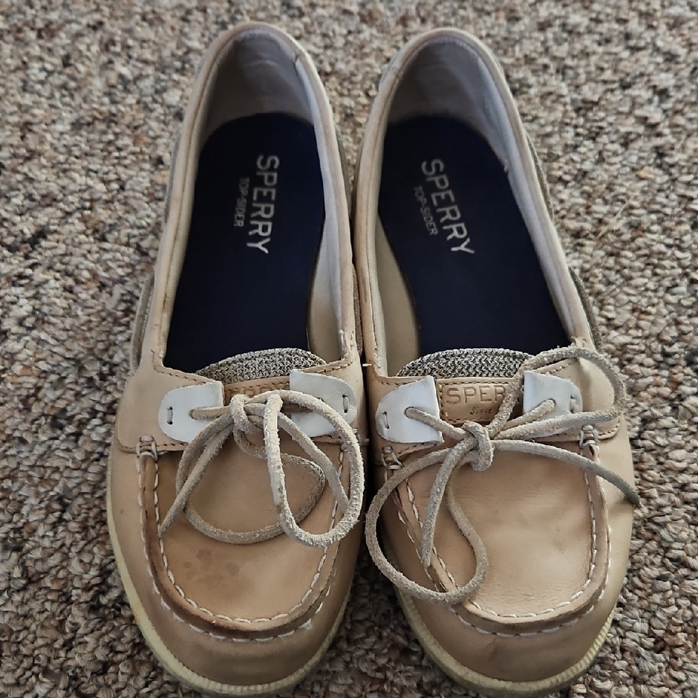 Sperry Top-Sider Tan Flats with Moccasin Toe and Slip-On Design